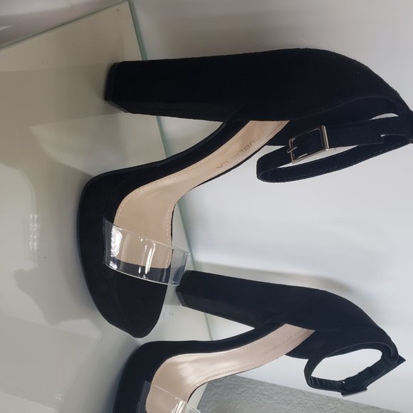 Black strap high heel - Picture 2 of 5